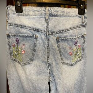 S.O.N.G. street wide leg denim jeans flowers embroidered on back pockets 26